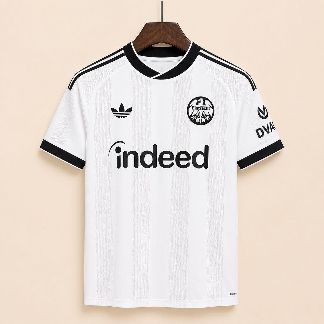 Frankfurt - Maillot extérieur 2026/27 - Vue avant