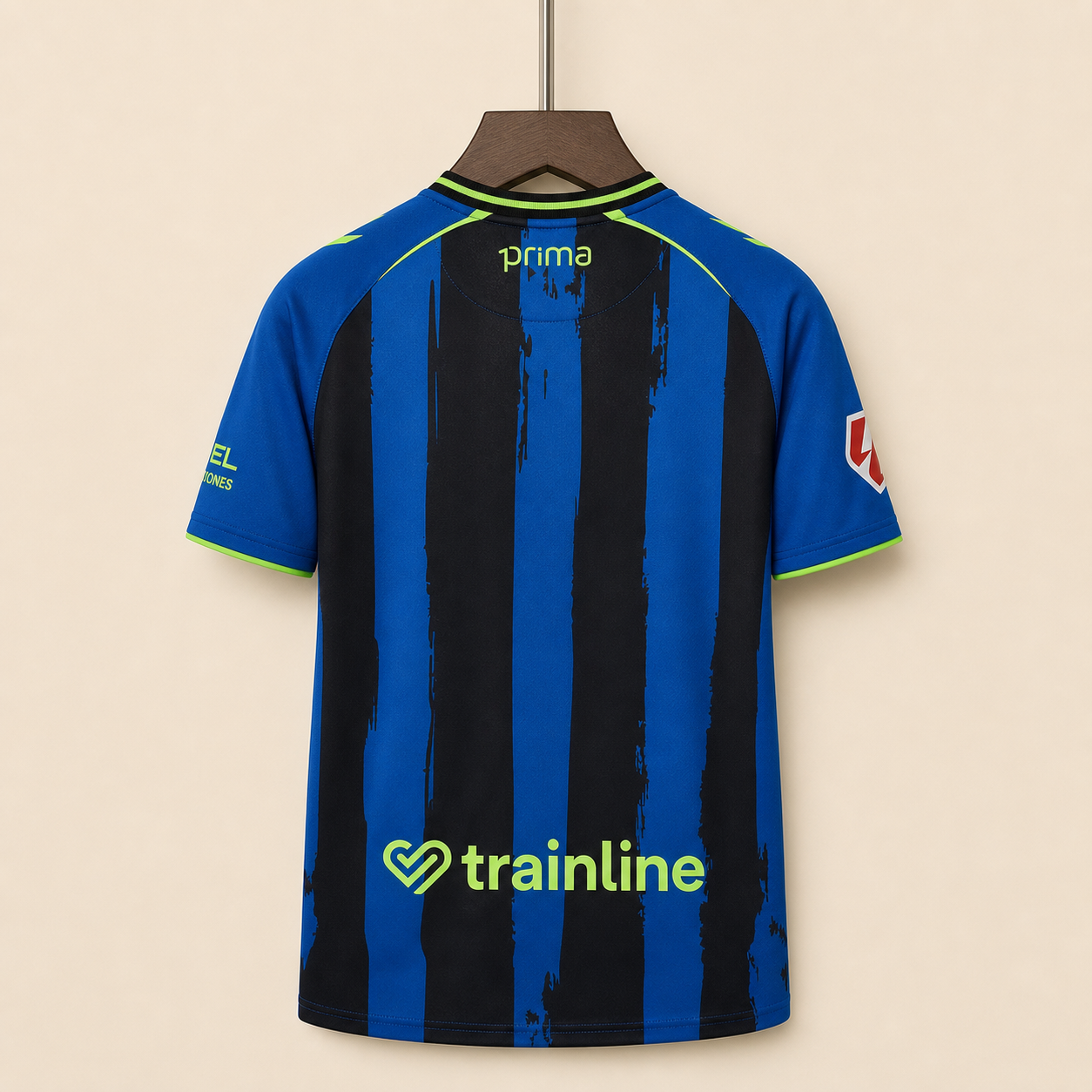 Real Betis - Troisième maillot 2026/27 - Bleu, noir et vert fluo - Vue arrière